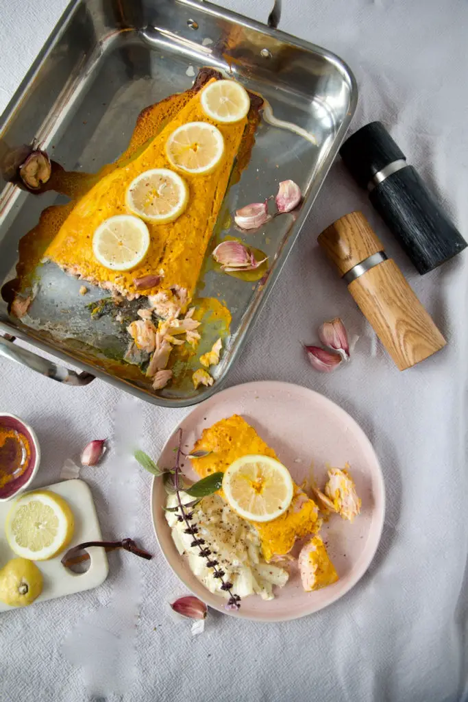 Einfacher Kurkuma Zitronen Lachs Aus Dem Ofen Labsalliebe