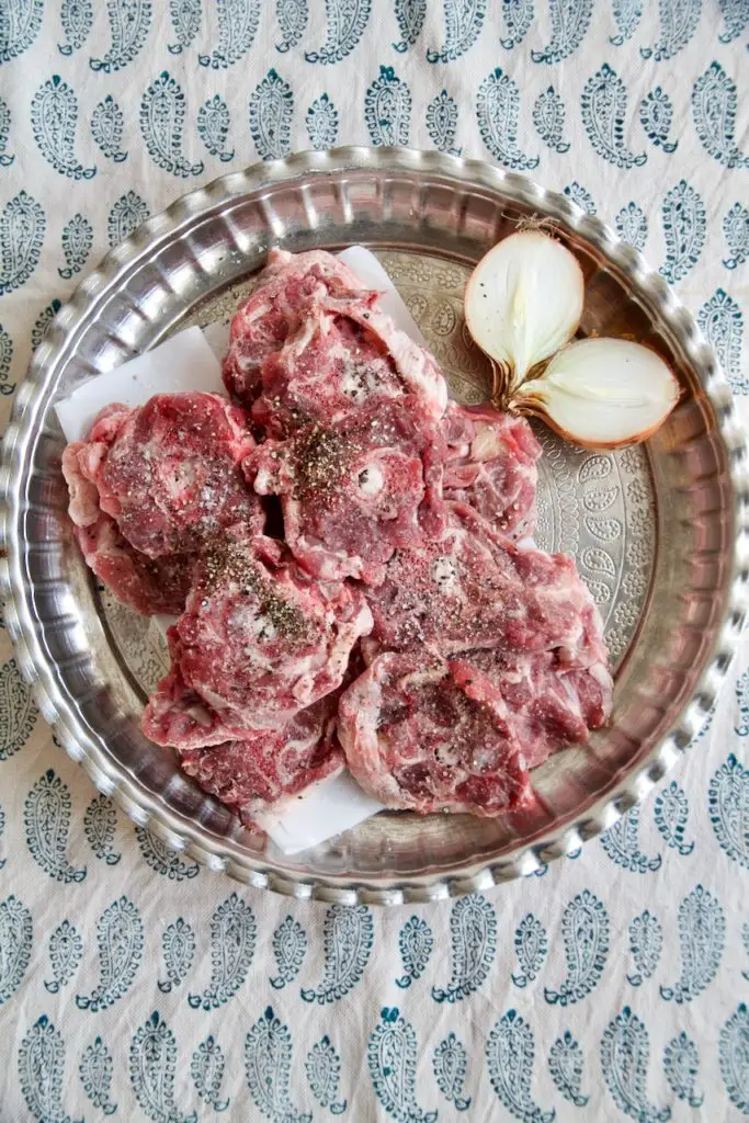 Khoresht-e Mast - Süßer Safran-Joghurt خورش ماست