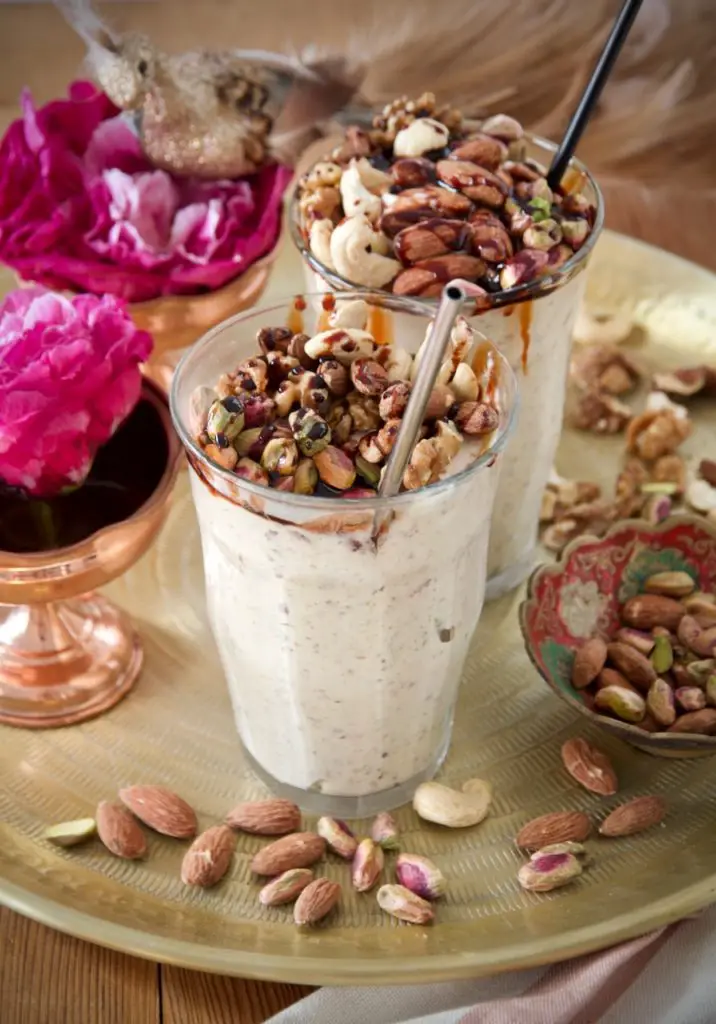 Majoon - Dattel-Eis-Shake mit Nüssen معجون