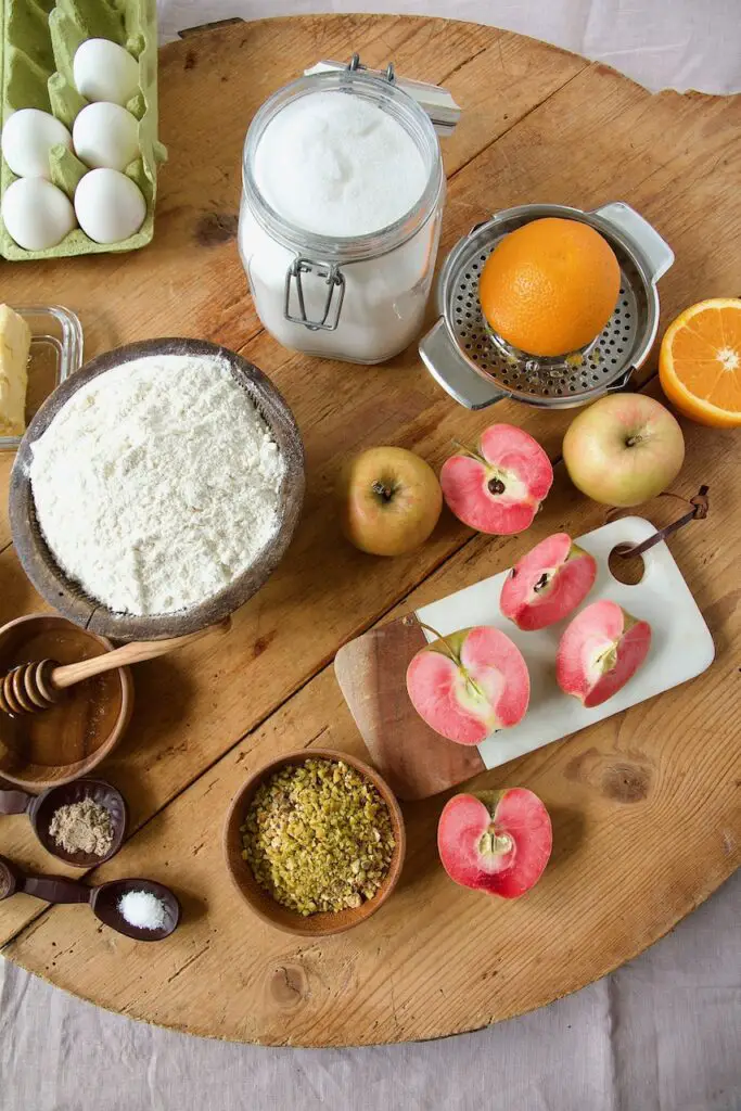 Cake Sib - persischer Apfelkuchen mit Pistazien کیک سیب