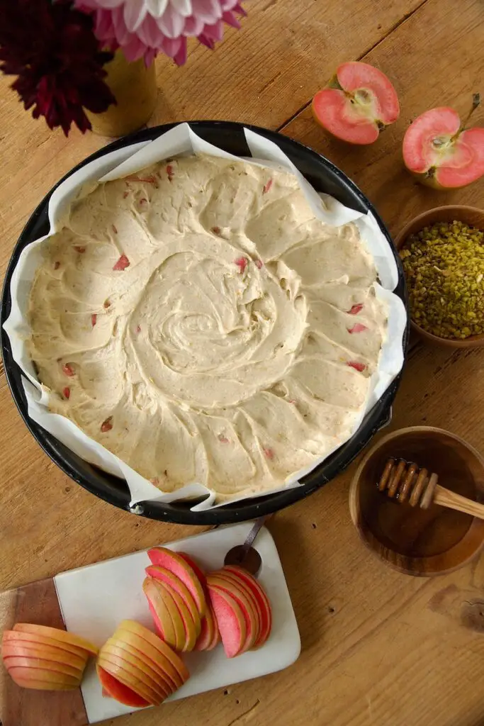Cake Sib - persischer Apfelkuchen mit Pistazien کیک سیب