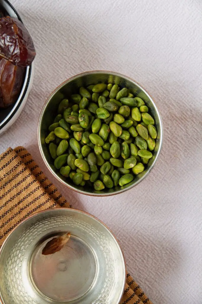 Ranginak – Persisches Datteldessert رنگینک خرما
