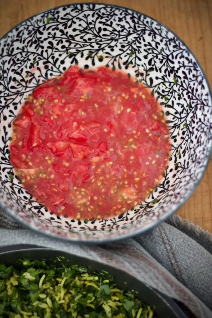 Dolmeh Godje Faranghi - Persian Stuffed Tomatoes دلمه گوجه فرنگی ...