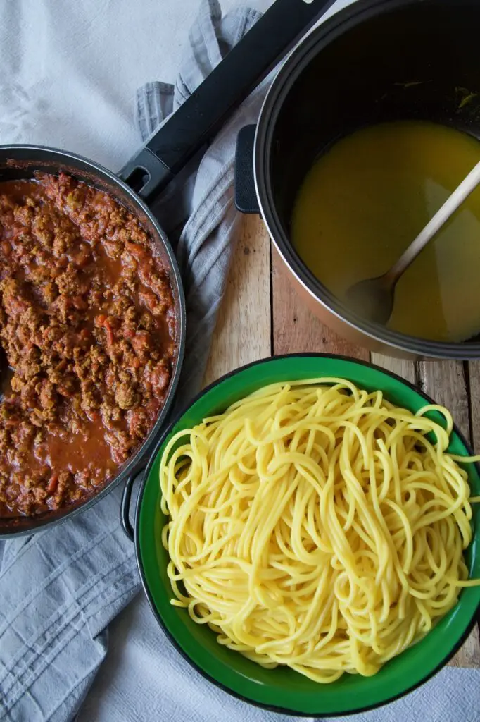 Macaroni - Persian Style Spaghetti