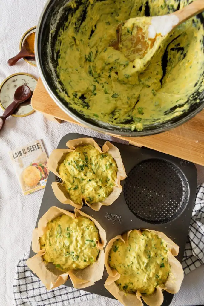 Nan-e Sabzi Mashhadi - Persian Herb Flatbread