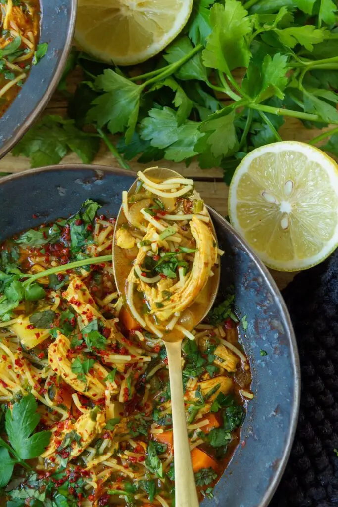 ‎Persische Vermicelli Suppe