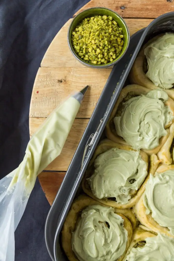 Pistachio Rolls with Creamy Pistachio Frosting