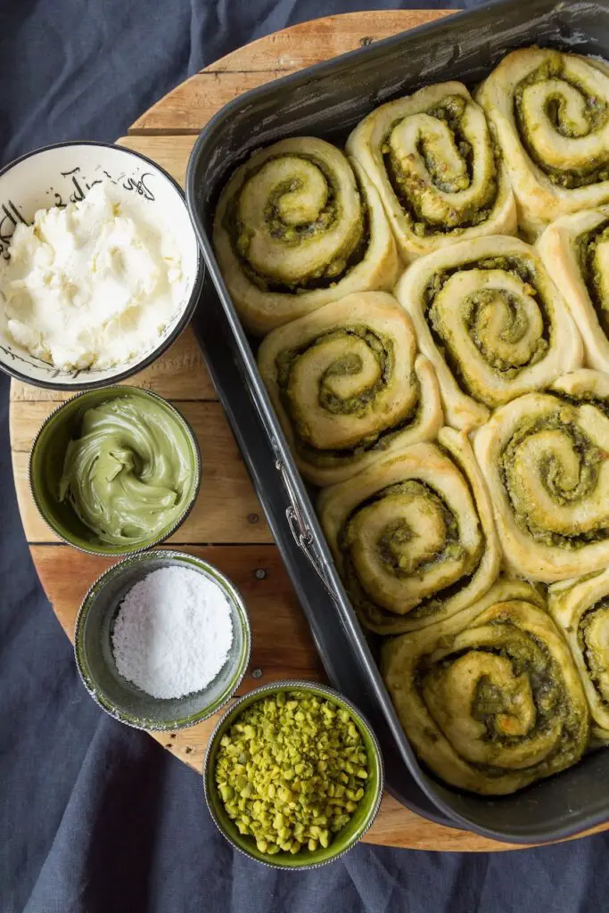 Pistachio Rolls with Creamy Pistachio Frosting