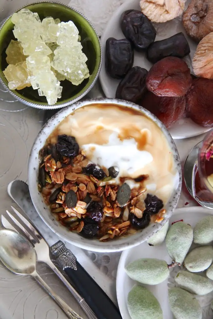 Ajil Granola – Persian breakfast for Mother’s Day