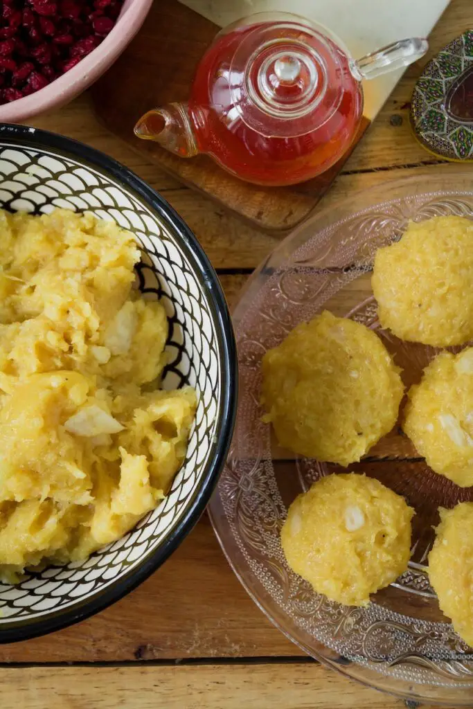 Zereshk Polo ba Morgh – Saffron Rice with Barberries & Chicken Meatballs