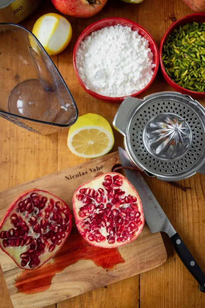 Baslogh Anar – Pomegranate & Pistachio Jelly Confection