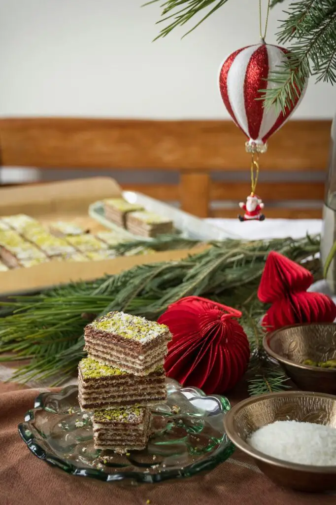 Shirini Mikado – Halva Wafers with Cocoa