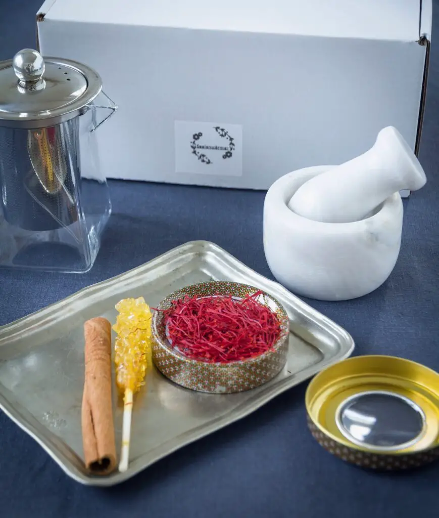 Giveaway: Win a Premium Saffron Tea Set from Safranya!
