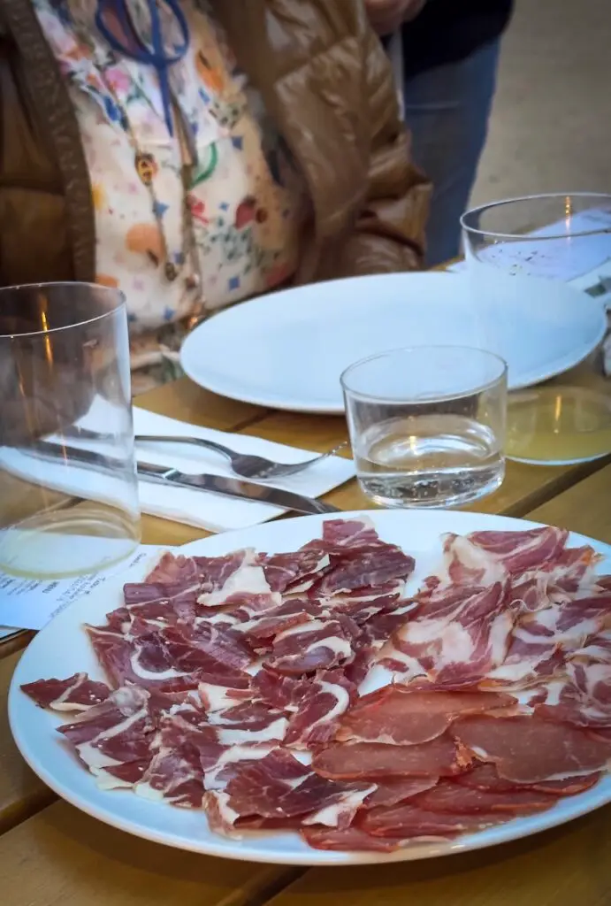 Txotx! How a Basque Cider Night Brought San Sebastián to Frankfurt