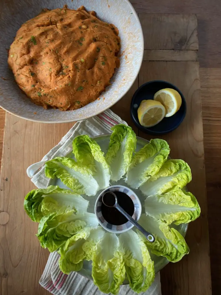 Mercimek Köftesi – Turkish Vegan Red Lentil Kofte