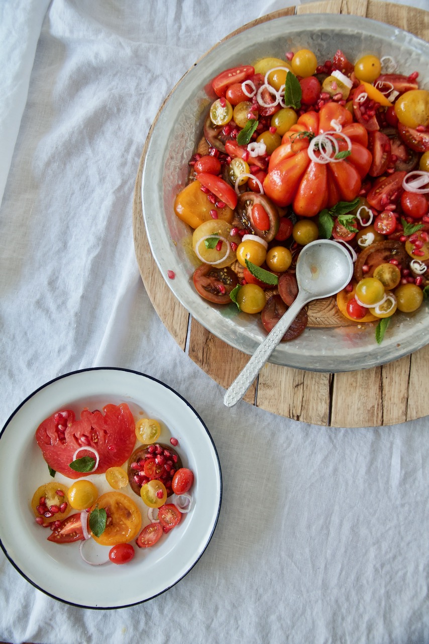 Colorful Tomato & Pomegranate Salad (Fresh, Sweet & Crunchy!)