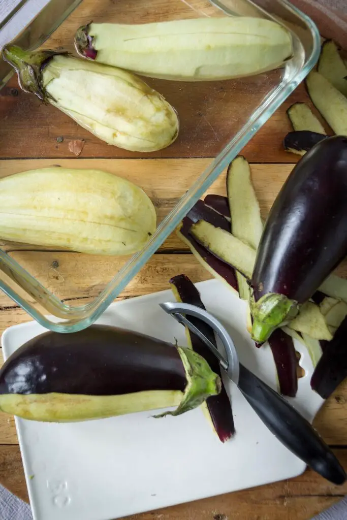 Shish Andaz Bademjan – Vegan Eggplants in Walnut Pomegranate Sauce