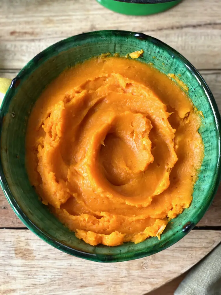 Creamy Roasted Butternut Squash Hummus