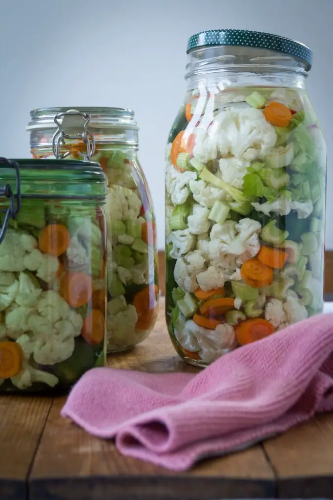 Shoor-e Makhloot – Persian Mixed Fermented Vegetables