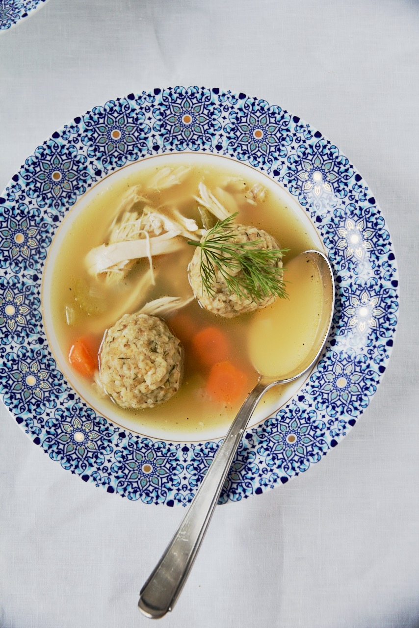 Gondi Soup – Chicken Soup with Matzo Balls سوپ گندی