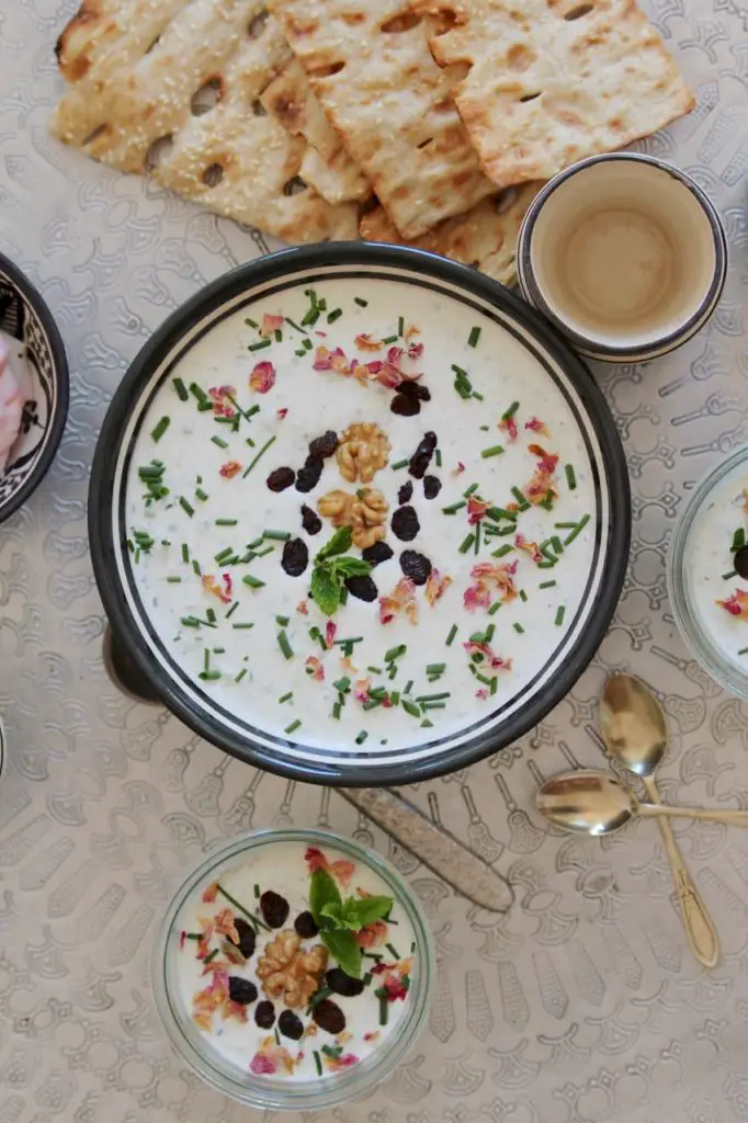 Persische kalte Joghurtsuppe - Abdough Khiar - Labsalliebe