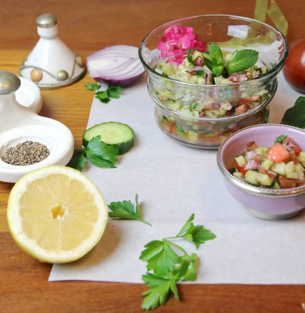 Salad Shirazi - Persischer Tomaten-Gurkensalat - Labsalliebe