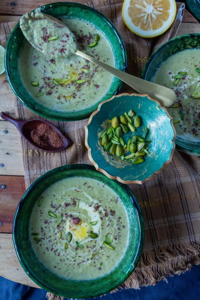 Soup-e-Pesteh - Persische Pistaziensuppe