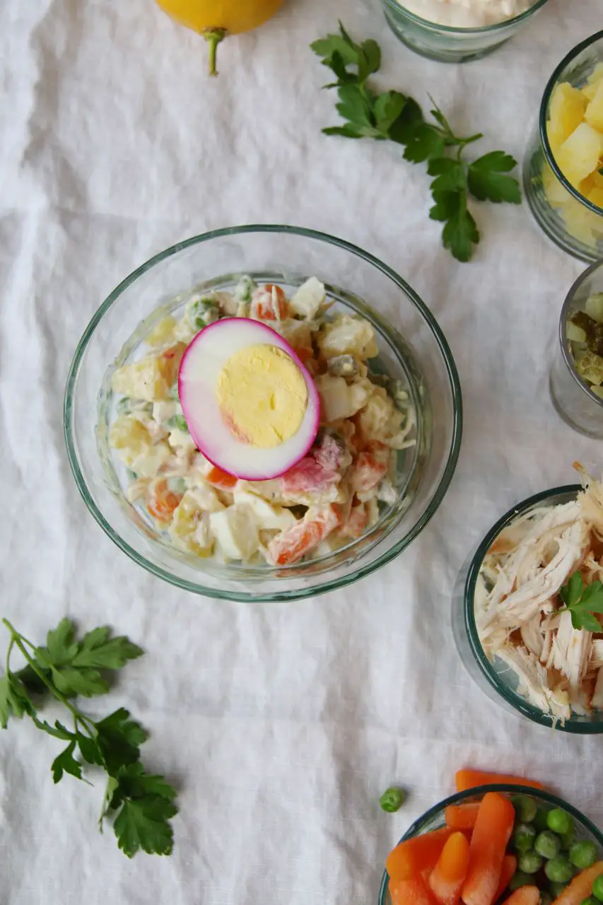 Salad-e Olivieh - russischer Kartoffelsalat nach persischer Art ...