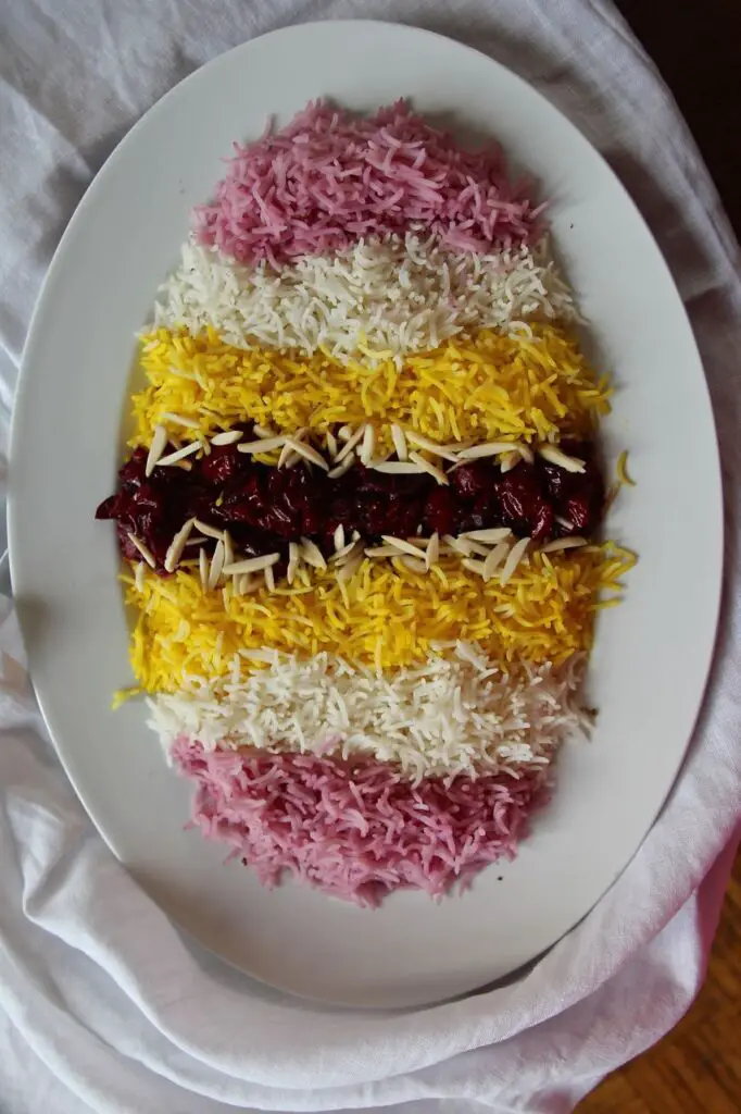 Albaloo Polo - Bunter Sauerkirschreis mit Lamm-Hackbällchen Labsalliebe