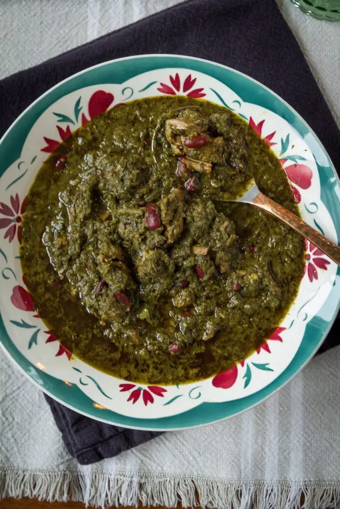 Ghorme Sabzi - Persisches Rinderragout in Kräuter