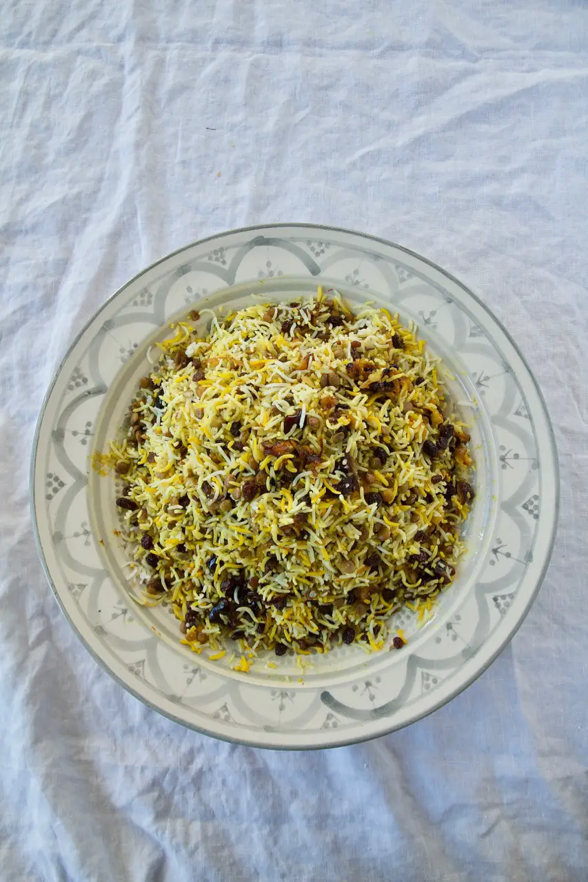 Adas Polo - Reis mit Linsen, Datteln und Sultaninen