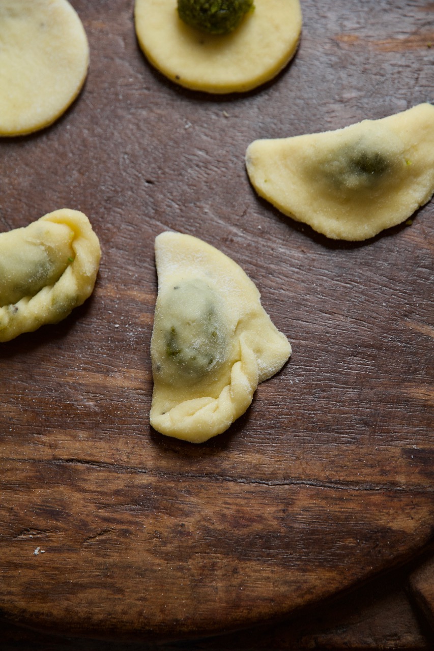 Ghotab - Persische Kekse mit Pistazien-Rosenwasser-Kardamom-Füllung