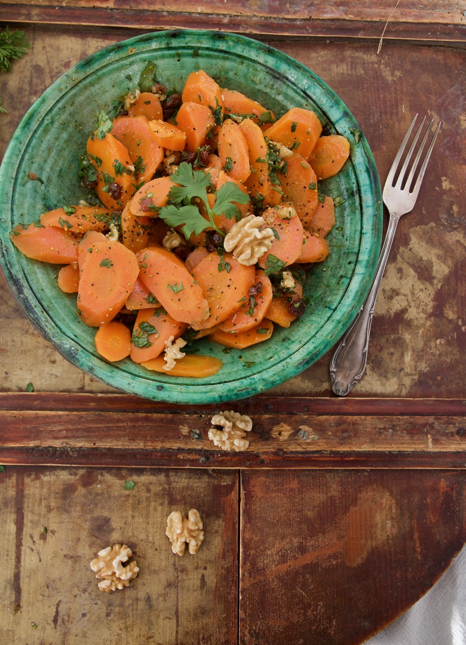 Orientalischer Karotten-Salat mit Rosinen und Walnüssen - Labsalliebe