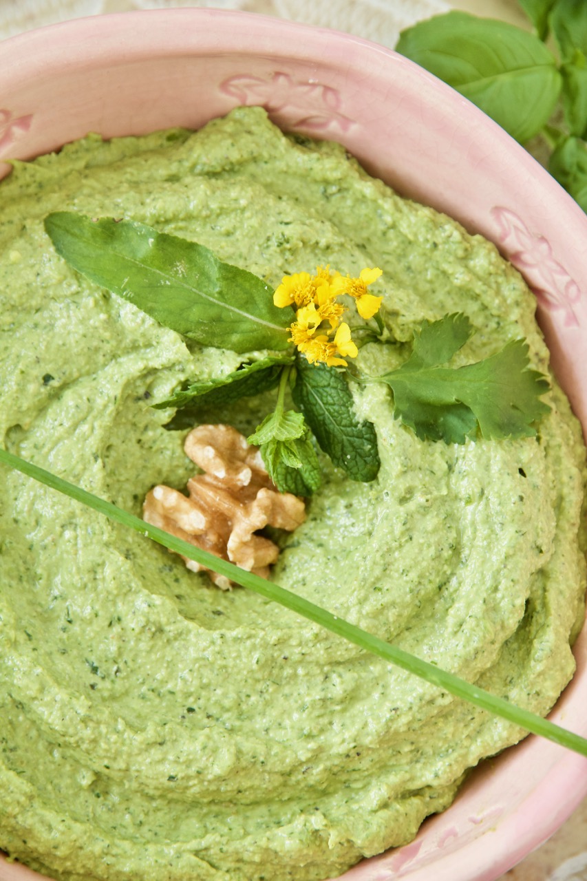 Sabzi Khordan Dip - Kräuter-Feta-Dip mit Walnüssen - Labsalliebe