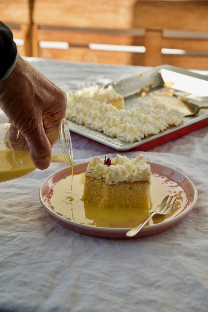 Tres Leches Milchkuchen Mit Safran Und Rosenwasser کیک سه شیر زعفرانی Labsalliebe