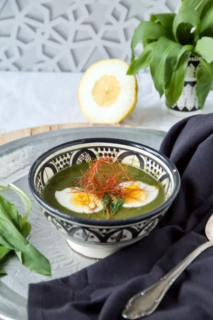 Soup-e Valak - Bärlauchsuppe nach persischer Art سوپ والک