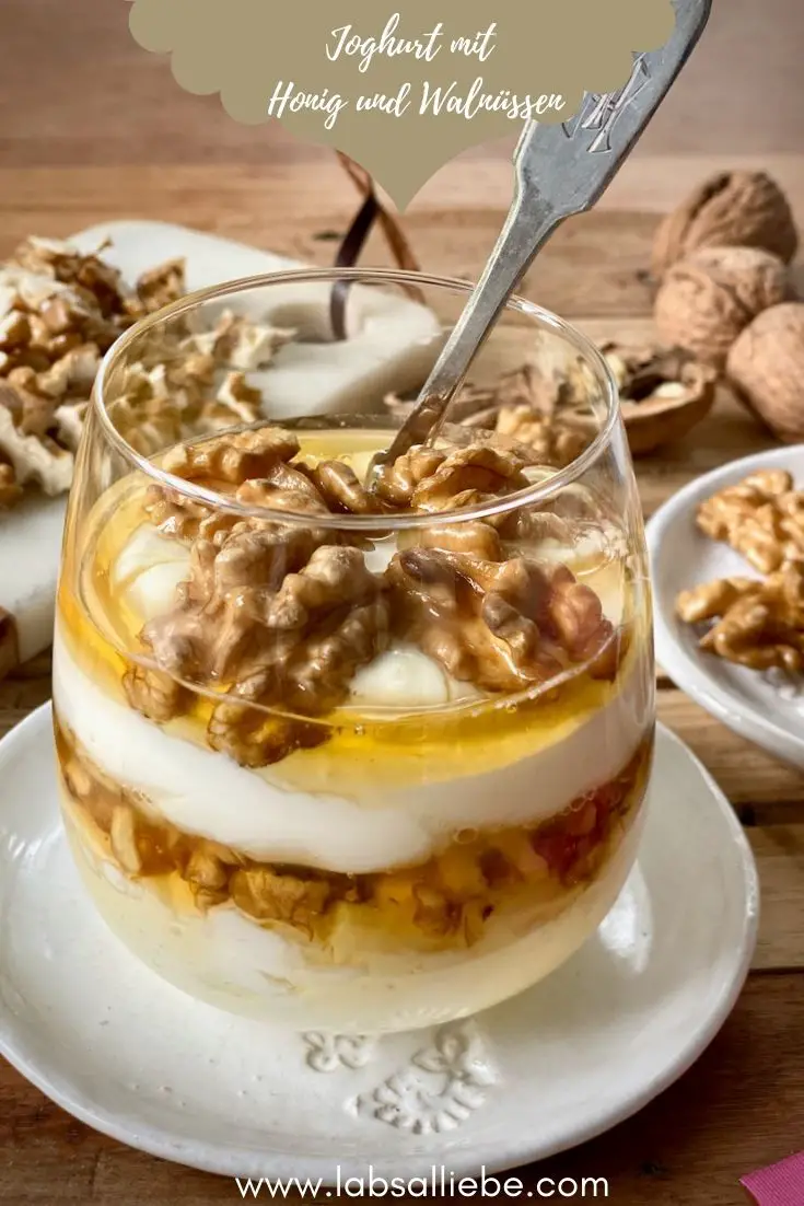 Joghurt mit Honig und Walnüssen - Labsalliebe
