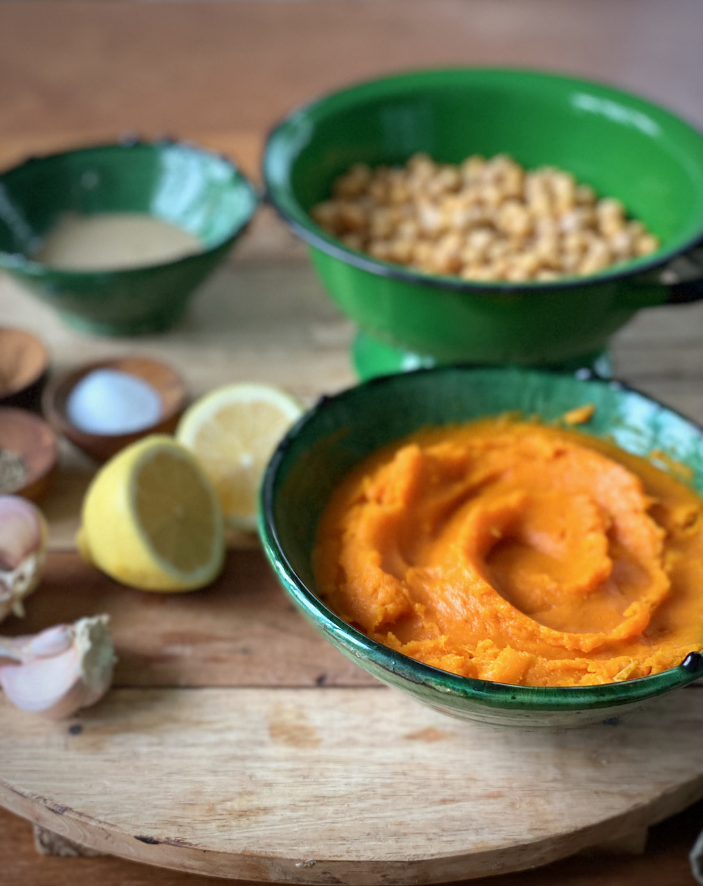 Kürbis-Hummus mit geröstetem Butternut Kürbis - Labsalliebe