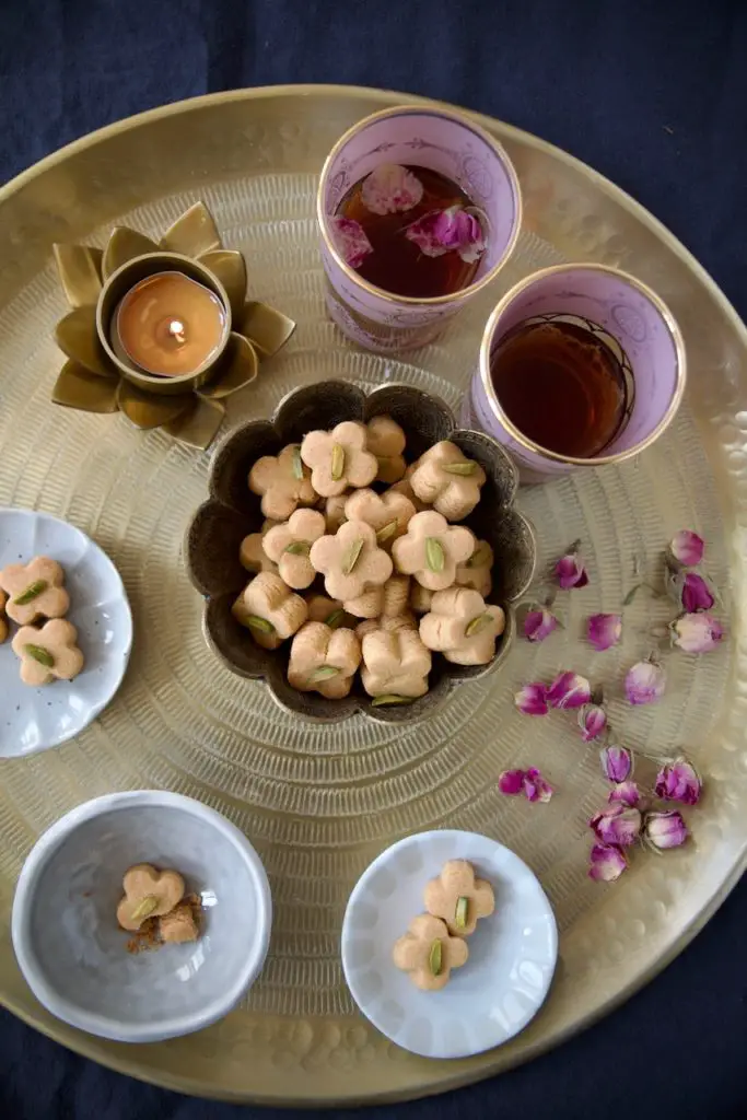 Nan-e Nokhodchi - vegane Kichererbsen-Plätzchen نان نخودچی - Labsalliebe