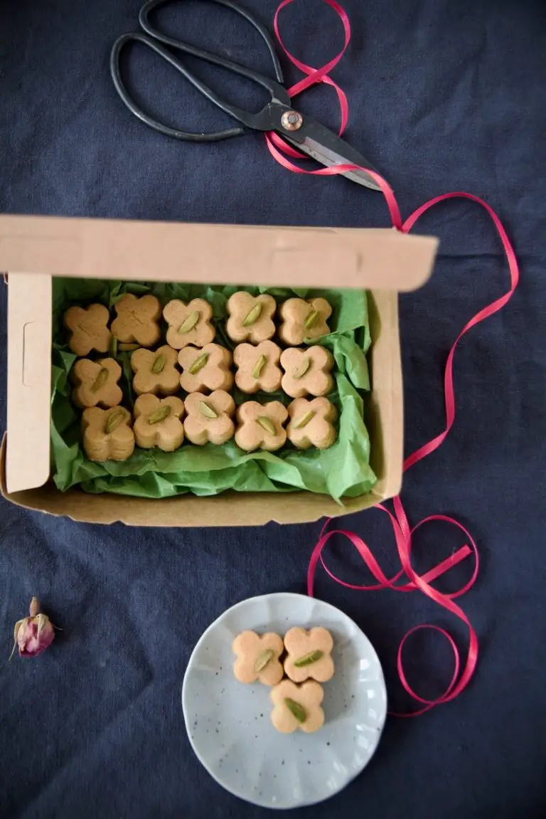 Nan-e Nokhodchi - vegane Kichererbsen-Plätzchen نان نخودچی - Labsalliebe Nan-e Nokhodchi - vegane Kichererbsen-Plätzchen نان نخودچی - Labsalliebe