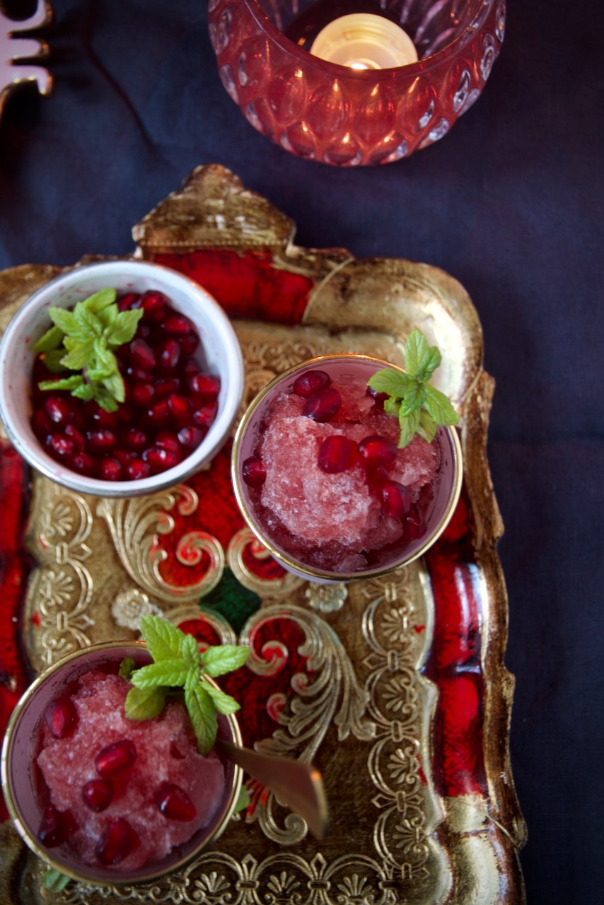 Yakh dar Behesht-e Anar - Persisches Granatapfel-Granité یخ در بهشت ...