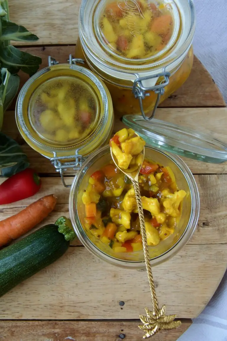 Piccalilli-Sauce - eingelegtes Senfgemüse - Labsalliebe