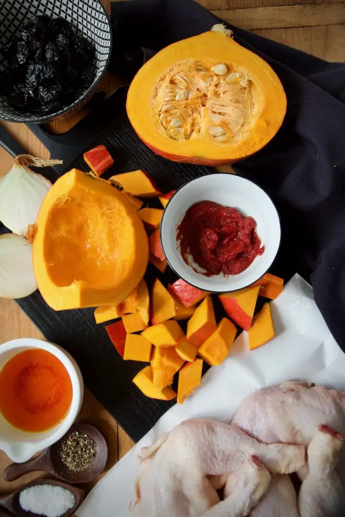 Khoresht-e Kadu Halvai - Kürbis-Hähnchen-Pfanne خورش کدو حلوایی ...
