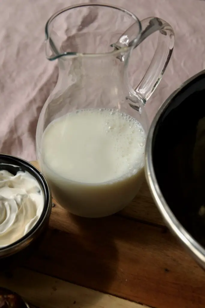 Majoon - Bananen-Dattel-Eisshake mit Lotus Biscoff معجون با لوتوس ...