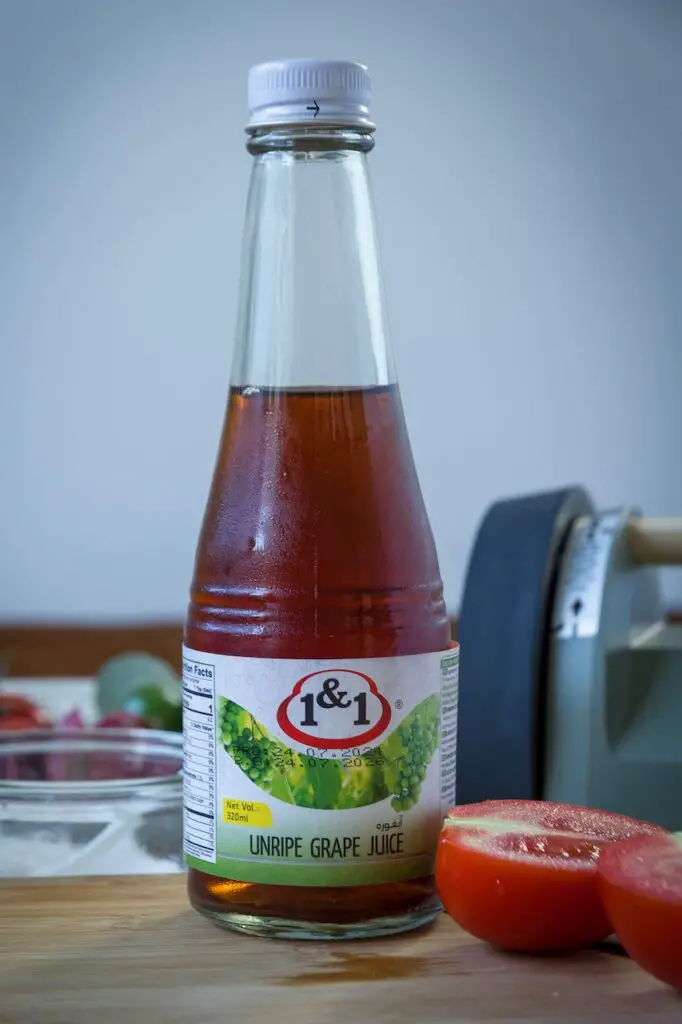 Shirazi Salat – Originalrezept mit 3 Dressing-Optionen