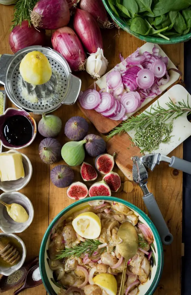 Khorak-e Anjir – Hähnchen mit Feigen & Spinat