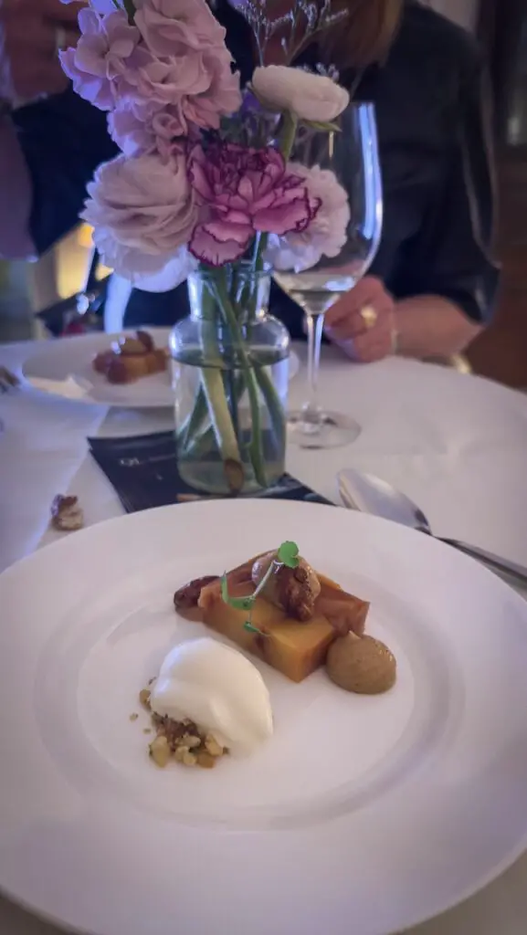 Farewell Party im Kronenschlösschen mit Hideaways von Quality Lodgings