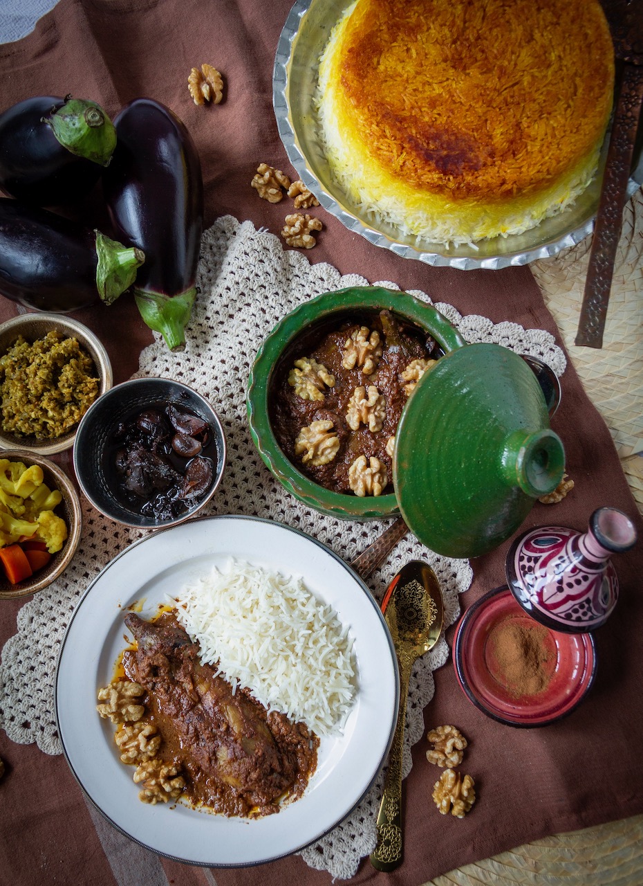 Shesh Andaz-e Bademjan - Vegane Auberginen in Walnuss-Granatapfel-Sauce