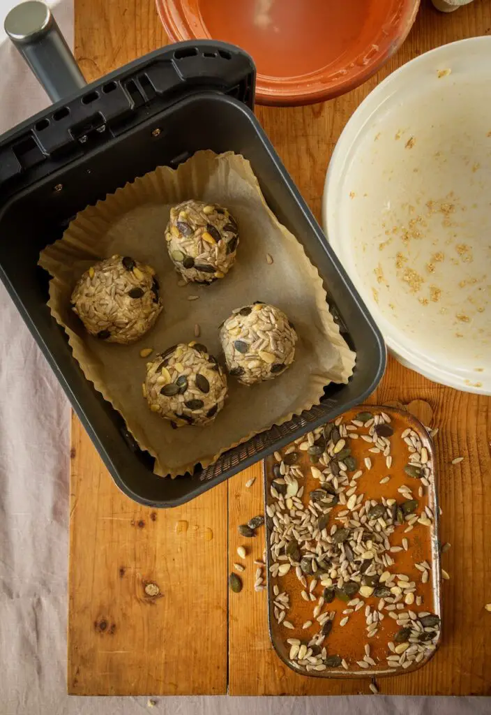 Schnelle Protein-Brötchen ohne Mehl aus dem Airfryer